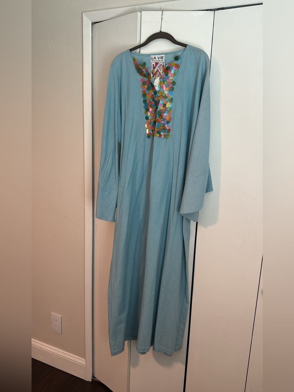 La Vie Style House Light Blue Long Sleeve Sequin Caftan - NWT
